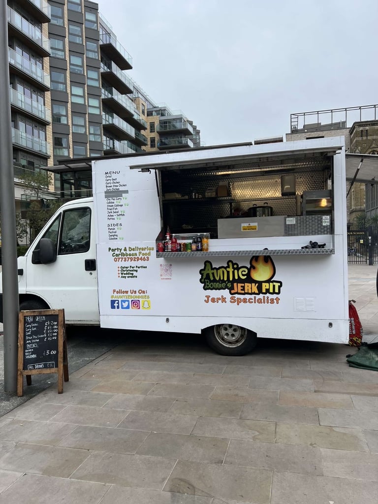 image for FOOD VAN WITH EQUIPMENTS 