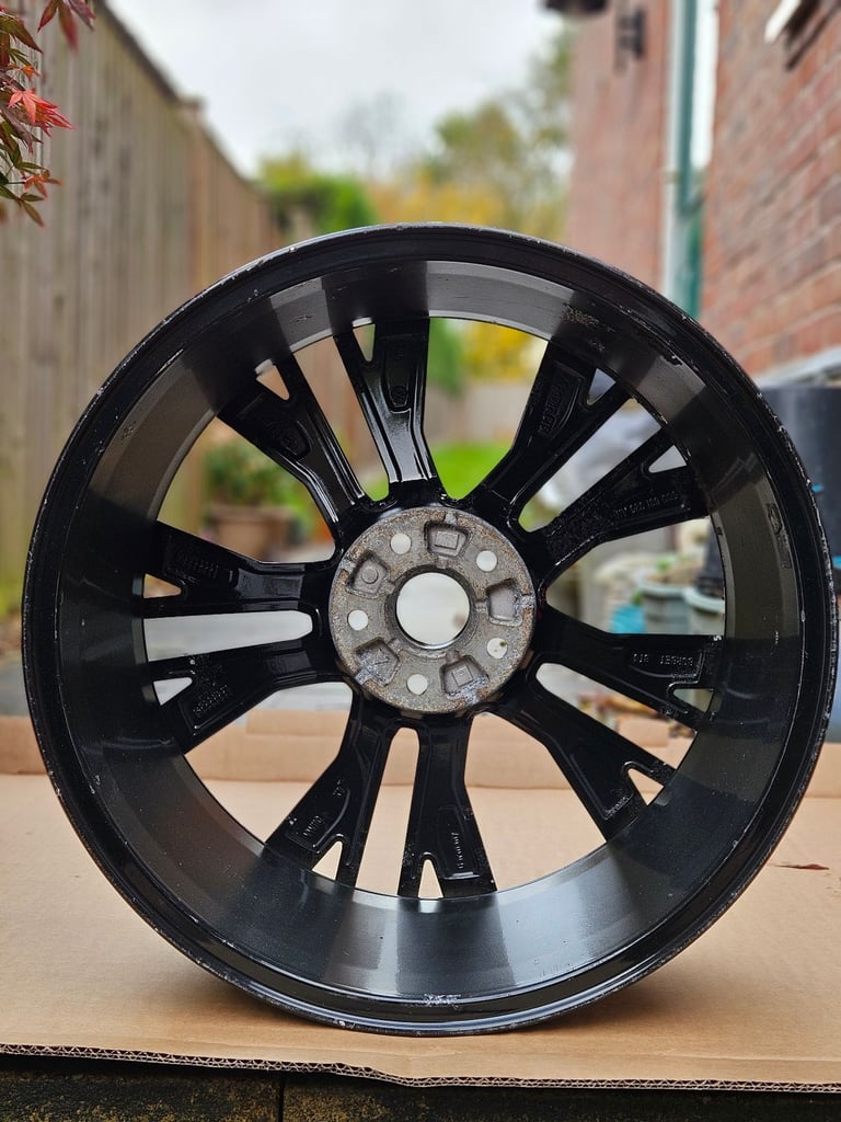 VW 19" Santiago Alloy