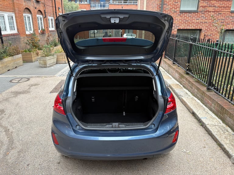 Ford, FIESTA, Hatchback, 2019, Manual, 998 (cc), 5 doors