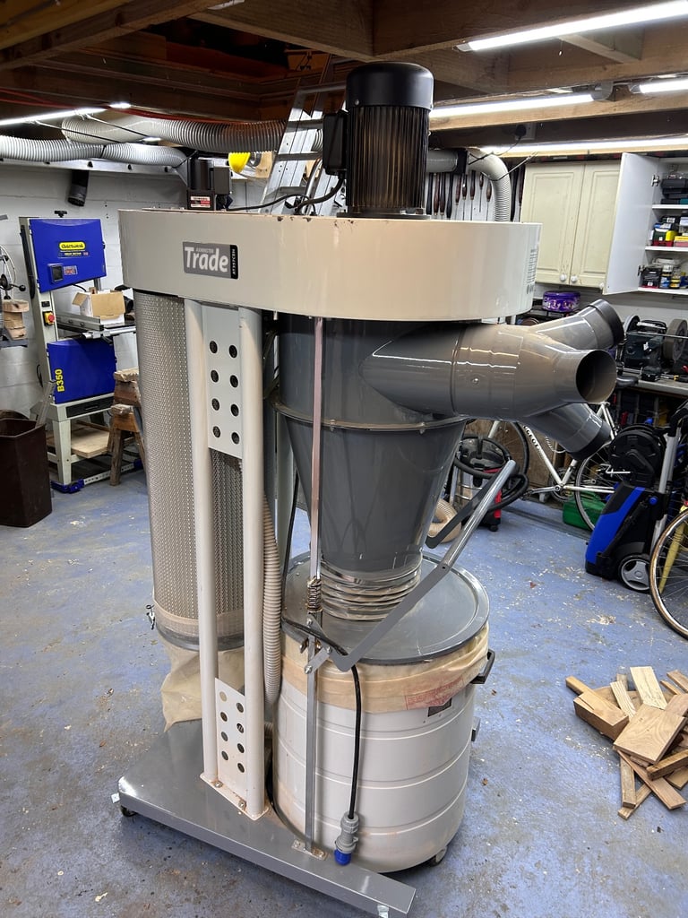 Cyclone Dust Extractor for workshop - Axminster Trade rated AT357CEH
