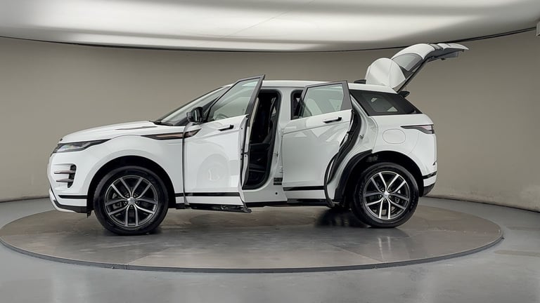 2025 Land Rover Range Rover Evoque 1.5 P270e 12.17kWh Dynamic SE SUV 5dr Petrol Plug-in Hybrid Au...