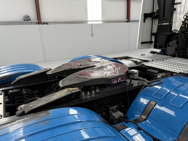 VolvoFH540,XL,SIDE SKIRTS ,AIR HORNS , FRONT AIR SUSP,TWIN FUEL TANKS 