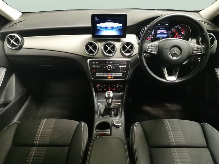 2019 Mercedes-Benz GLA 1.6 GLA180 Urban Edition SUV 5dr Petrol Manual Euro 6 (s/s) (122 ps) - BLU...