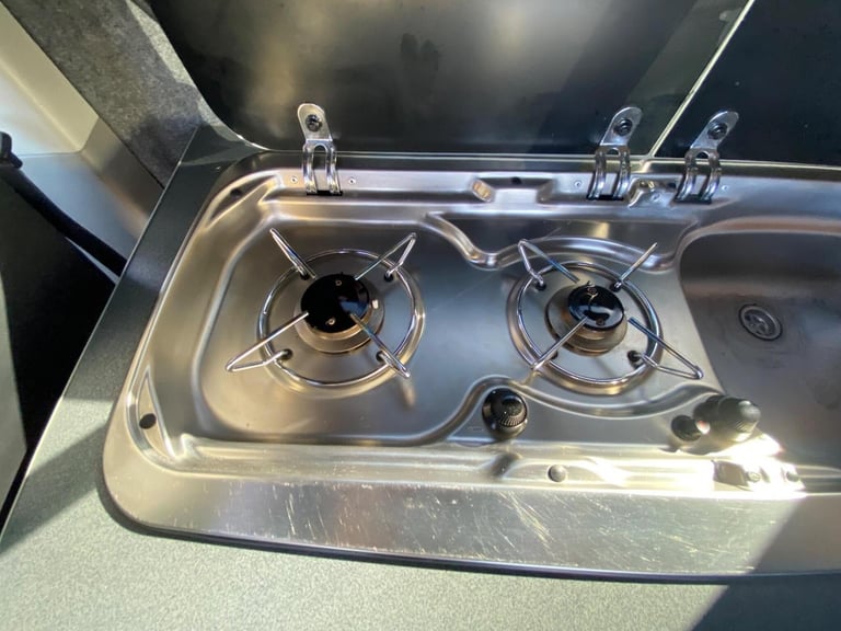 2010 Volkswagen Transporter 5 Belts, 4 Berth Campervan