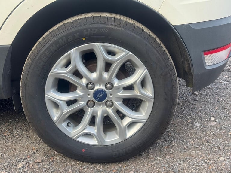 2015 Ford Ecosport 1.0T EcoBoost Zetec 2WD Euro 6 (s/s) 5dr HATCHBACK Petrol Manual