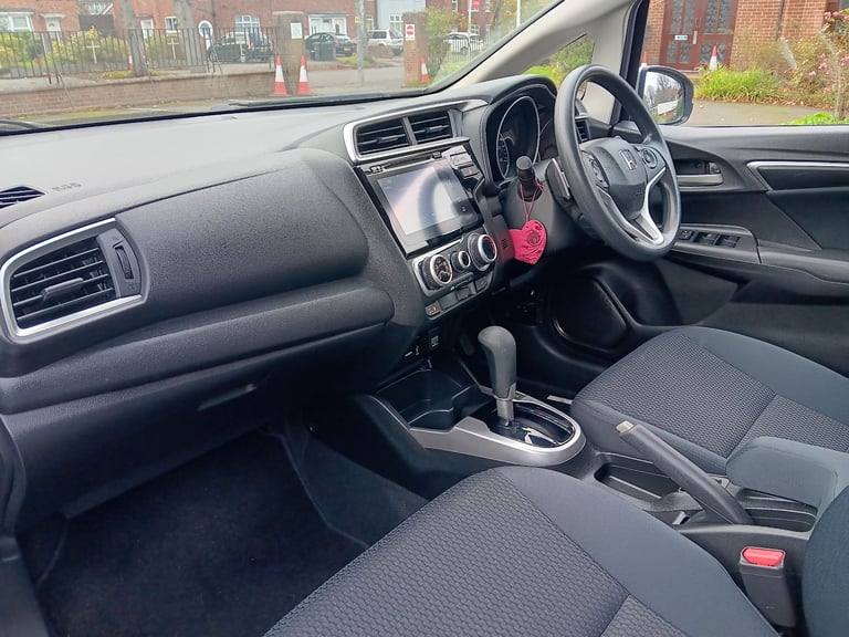 2018 Honda Jazz Se Navi I-Vtec 7speed Auto owned from new