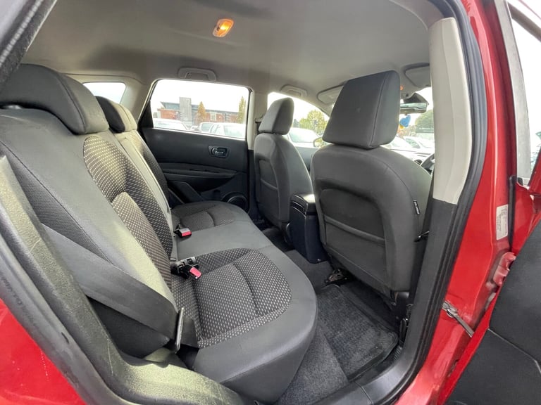 * NISSAN QASHQAI 1.6 ACENTRA 5 DOOR + ALLOYS + FOGLIGHTS * 