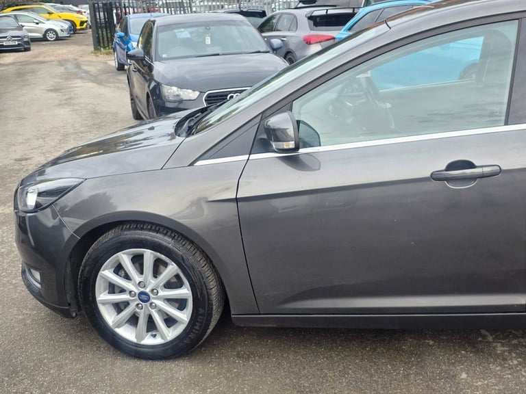 2016 Ford Focus 1.0 EcoBoost 125 Titanium 5dr Auto HATCHBACK PETROL Automatic