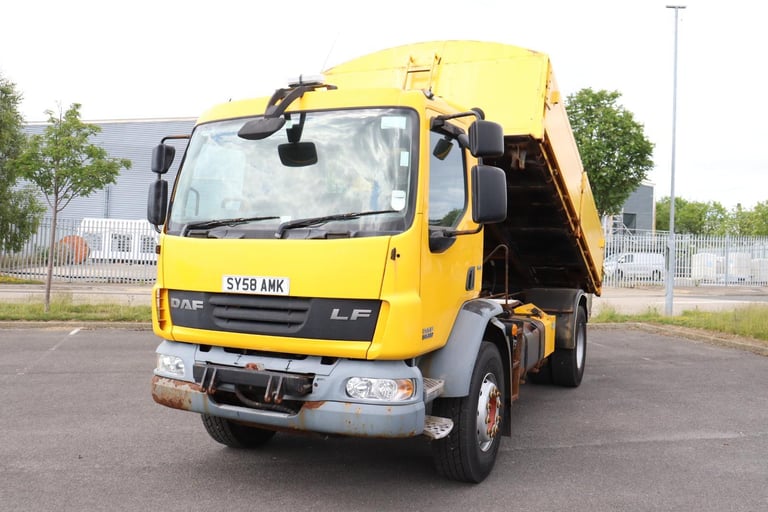 DAF LF55 220 4X2 DROPSIDE STEEL INSULATED TIPPER (2008)