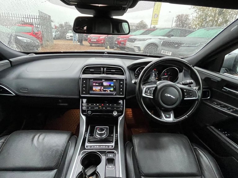 2017 Jaguar XE 2.0d R-Sport Auto Euro 6 (s/s) 4dr Saloon Diesel Automatic