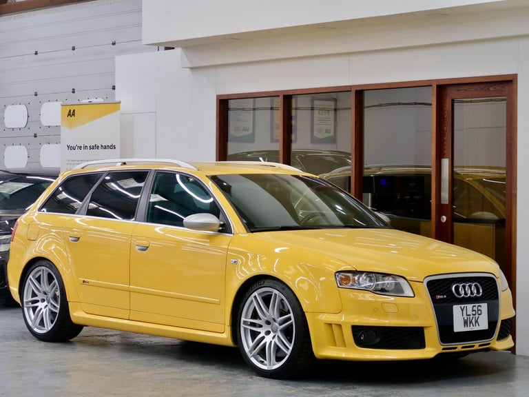 image for 2024 Audi RS4 Avant 4.2 V8 5dr Petrol QUATTRO [LHD] PETROL Manual