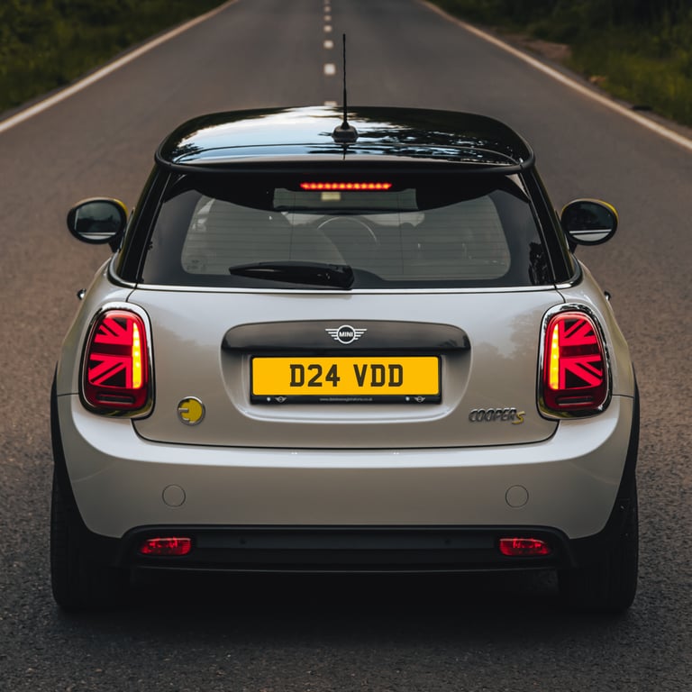 image for DAVID PRIVATE REGISTRATION CHERISHED CAR NUMBER PLATE D24 VDD
