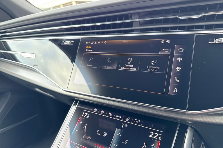 2025 Audi RS Q8 4.0 TFSI V8 Tiptronic quattro Euro 6 (s/s) 5dr SUV Automatic