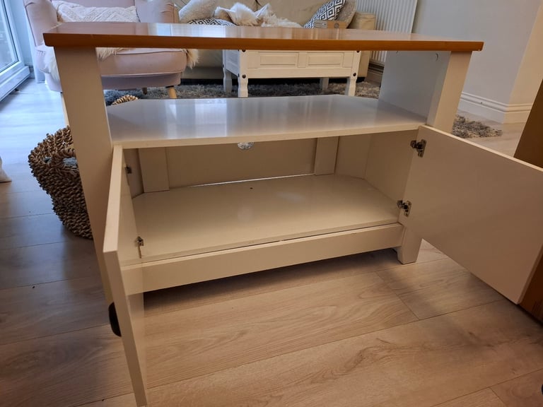TV stand with shelves