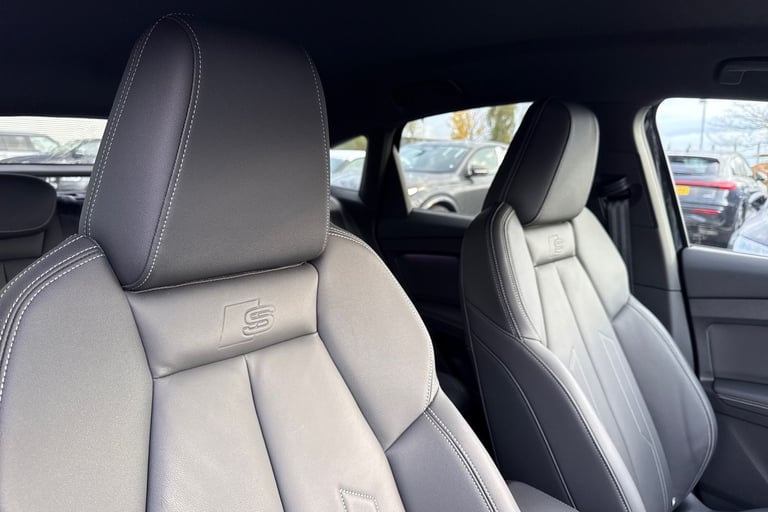 2024 Audi Q4 e-tron Q4 Sportback Black Edition 45 e-tron  210,00 kW SUV Automatic