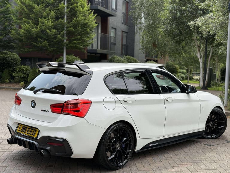 BMW, 1 SERIES, Hatchback, 2017, Semi-Auto, 2998 (cc), 5 doors