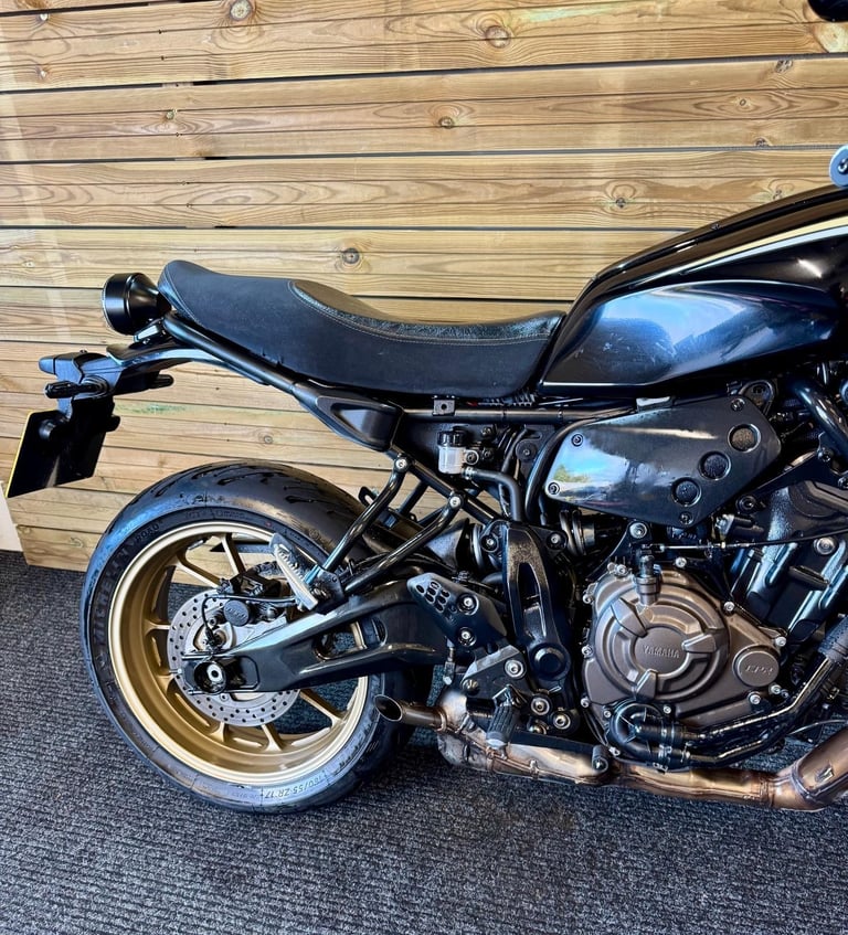 Yamaha XSR 700 / 2022 (72) model / just 7472 miles.