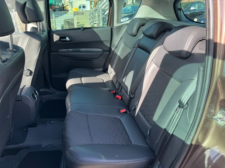 2015 Peugeot 3008 1.6 BlueHDi 120 Allure 5dr HATCHBACK Diesel Manual