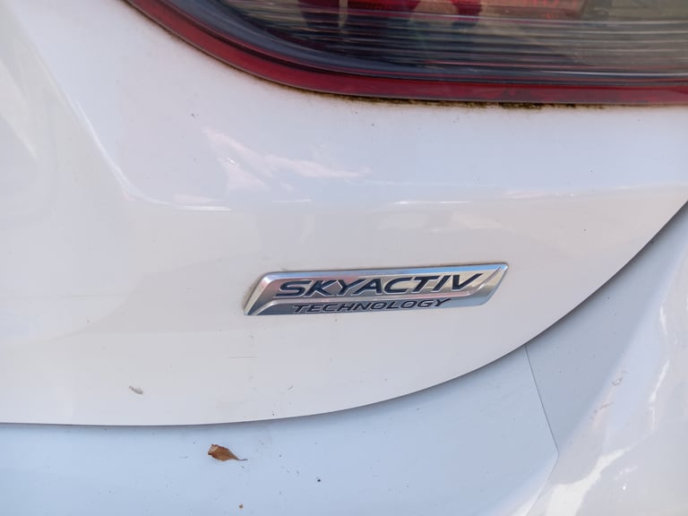 Mazda, 6, Saloon, 2013, Manual, 2191 (cc), 4 doors