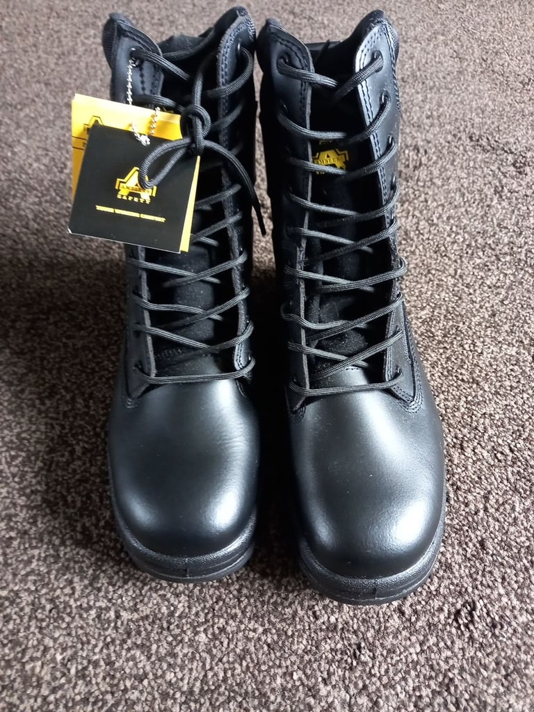 image for Mens work boots