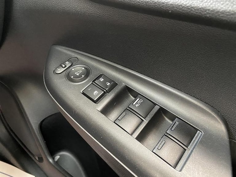 Honda Jazz 1.3 i-VTEC S Hatchback 