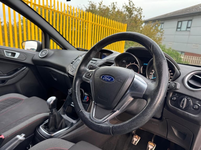 2016 Ford Fiesta 1.0T EcoBoost ST-Line Euro 6 (s/s) 5dr HATCHBACK Petrol Manual