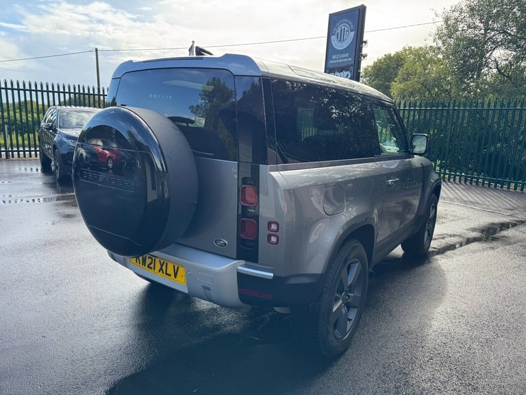 2021 Land Rover Defender 2.0 P300 HSE 90 3dr Auto [6 Seat] Estate Petrol Automatic