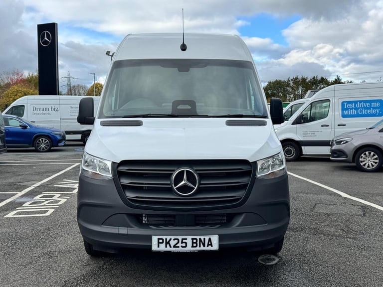 2025 Mercedes-Benz Sprinter 3.5t H2 Pro Van PANEL VAN DIESEL Manual