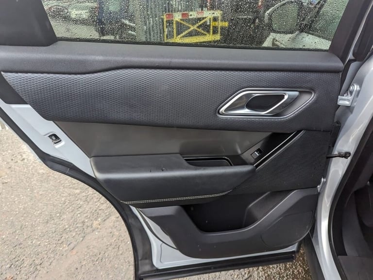 2018 Land Rover Range Rover Velar 2.0 S 5d 177 BHP Estate Diesel Automatic