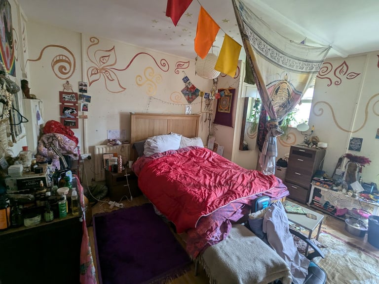 South East London Studio Flat to swap for same or bigger size.