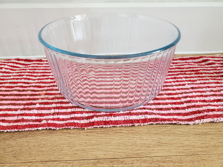 image for Pyrex Glass Oven Dish Roaster - Bakeware