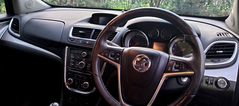 Vauxhall, MOKKA, 2014, Manual, Diesel, 1686 (cc), 5 doors, £35 A Year Road Tax