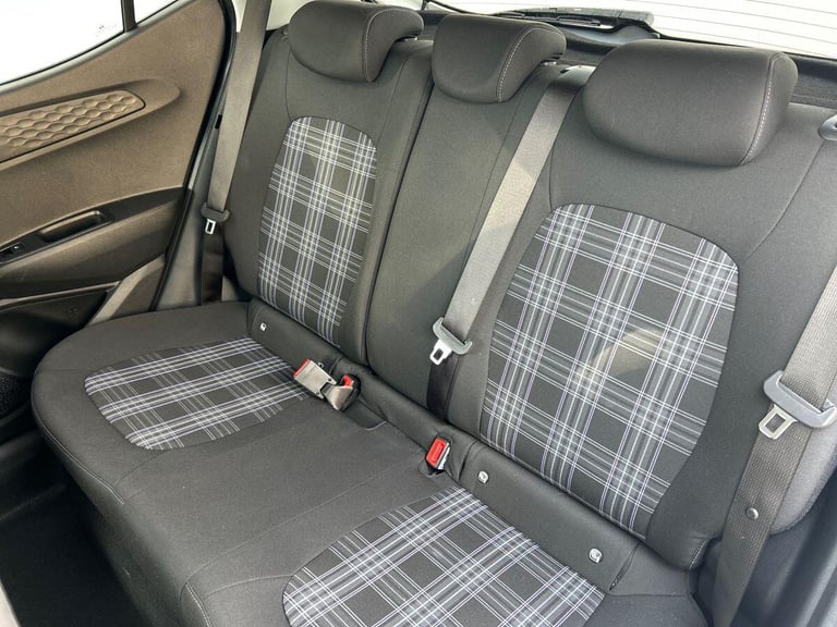 2024 Hyundai i10 1.0 Premium Hatchback 5dr Petrol Auto Euro 6 (s/s) (63 ps) Hatchback PETROL Auto...