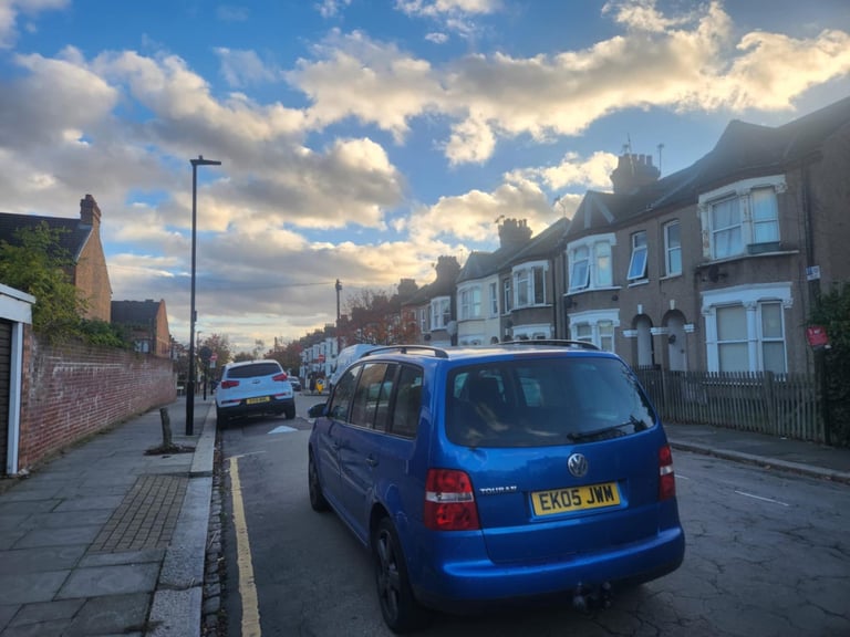 Volkswagen, TOURAN, MPV, 2005, Manual, 1595 (cc), 5 doors