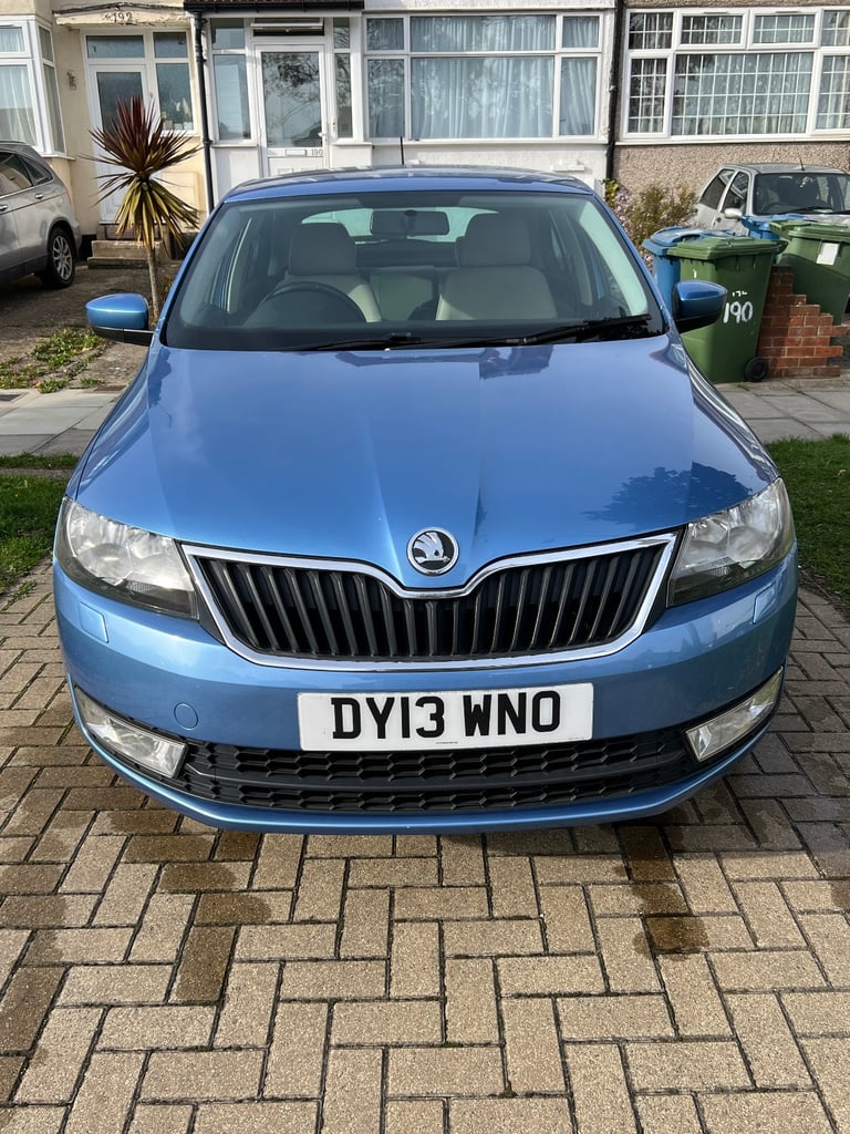 Skoda, RAPID, Hatchback, 2013, Manual, 1197 (cc), 5 doors