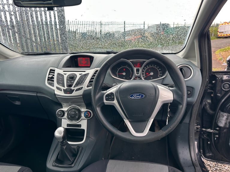2009 Ford Fiesta 1.4 Zetec 3dr HATCHBACK Petrol Manual