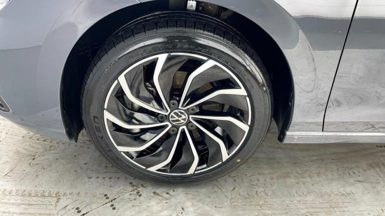 2023 Volkswagen Golf 1.5 TSI Style Edition 5dr Manual Hatchback Petrol Manual