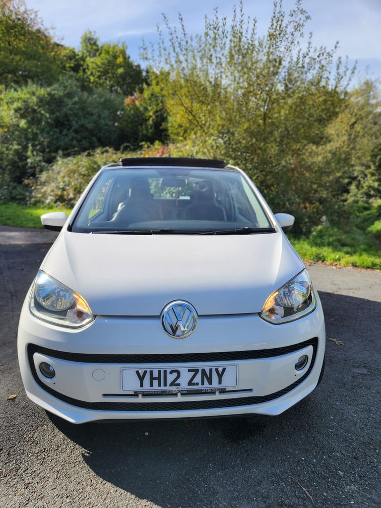 image for Volkswagen UP 2012 999 (cc), 3 doors