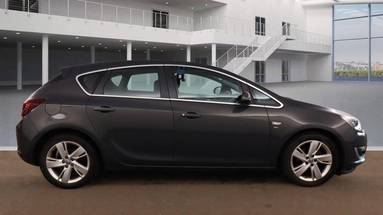 2014 Vauxhall Astra 1.6 16v SRi Euro 5 5dr HATCHBACK Petrol Manual