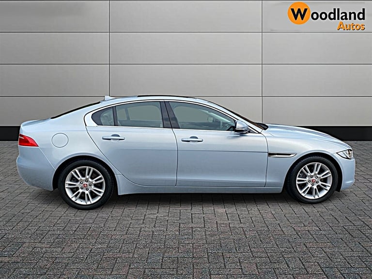 2015 Jaguar XE 2.0 Prestige 4dr Auto SALOON Petrol Automatic