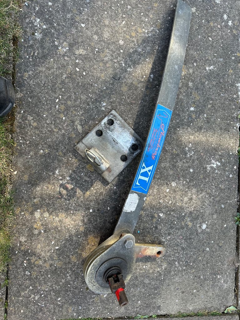 Mowbray xl towing stabiliser bar for caravan / trailer