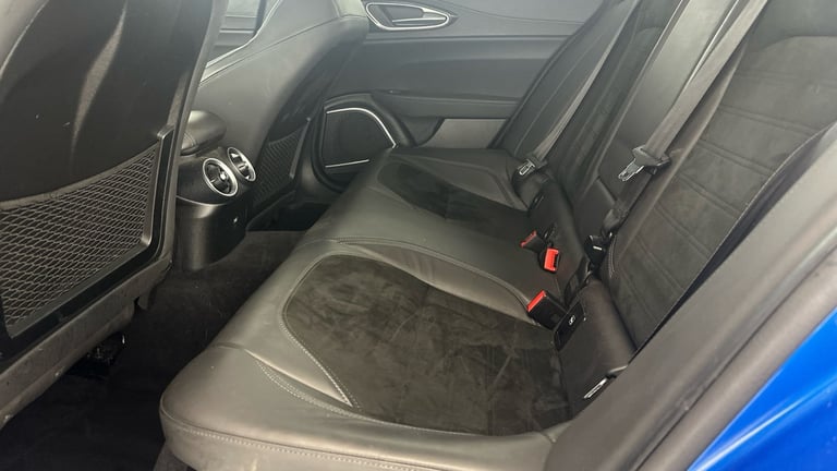 2019 Alfa Romeo Giulia 2.0T Veloce Ti Saloon 4dr Petrol Auto Euro 6 (s/s) (280 ps) - CLIMATE PACK...