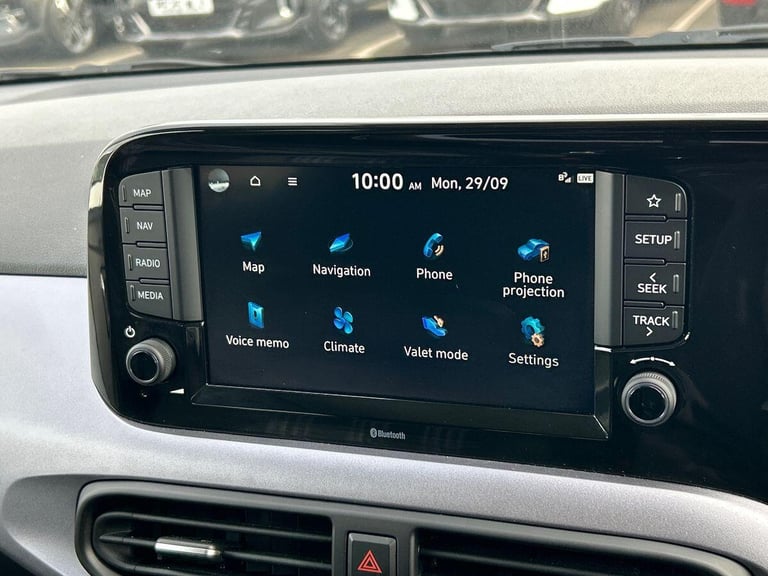 2024 Hyundai i10 1.0 Premium Hatchback 5dr Petrol Auto Euro 6 (s/s) (63 ps) Hatchback PETROL Auto...