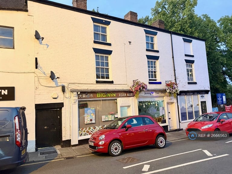 2 bedroom flat in High Street, Sandbach, CW11 (2 bed) (#2666563)