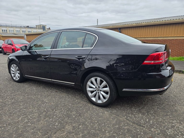 2013 Volkswagen Passat 2.0 TDI Bluemotion Tech Highline 4dr DSG SALOON DIESEL Automatic