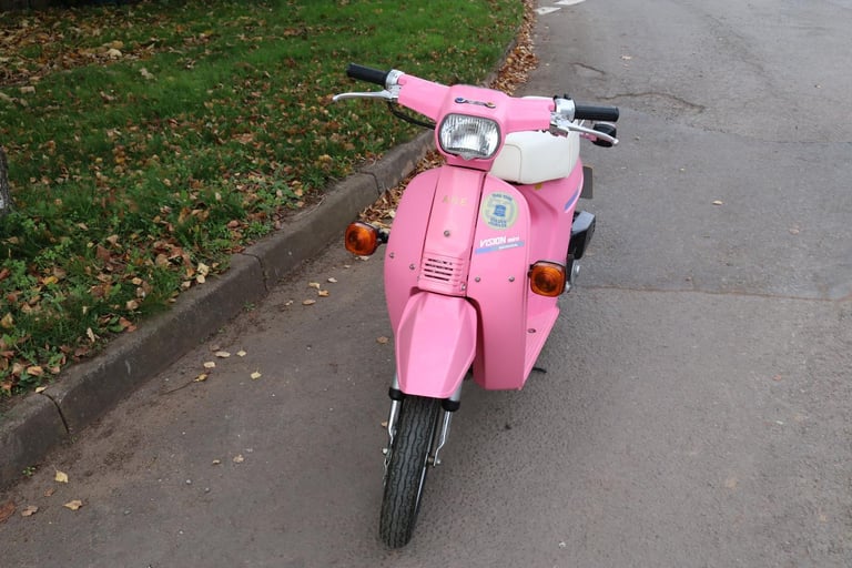Honda NT50 H Vision Mini with just 201 genuine miles!!!!!! 