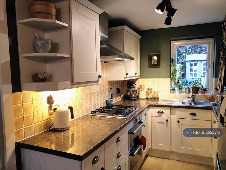 2 bedroom house in London, London, E9 (2 bed) (#2655315)