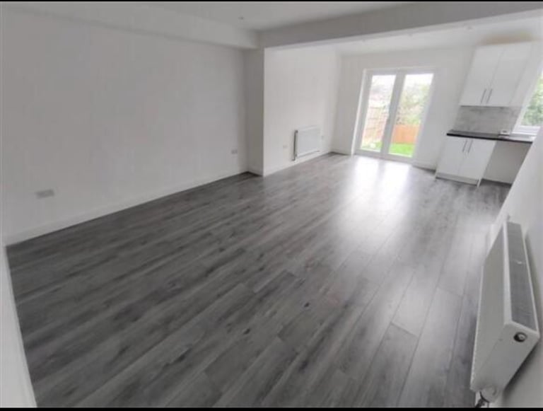 3 Bedroom with on-suites in Dudley | available NOW!!