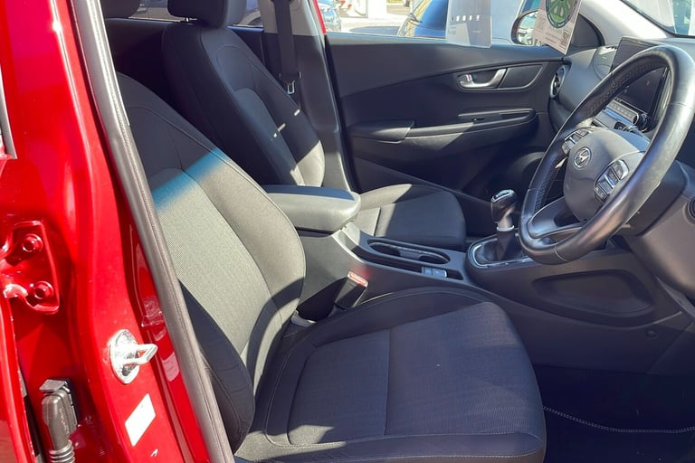  Hyundai Kona 1.0 T Gdi Mhev Premium Suv 5dr Petrol Hybrid Manual Euro 6 s/s
