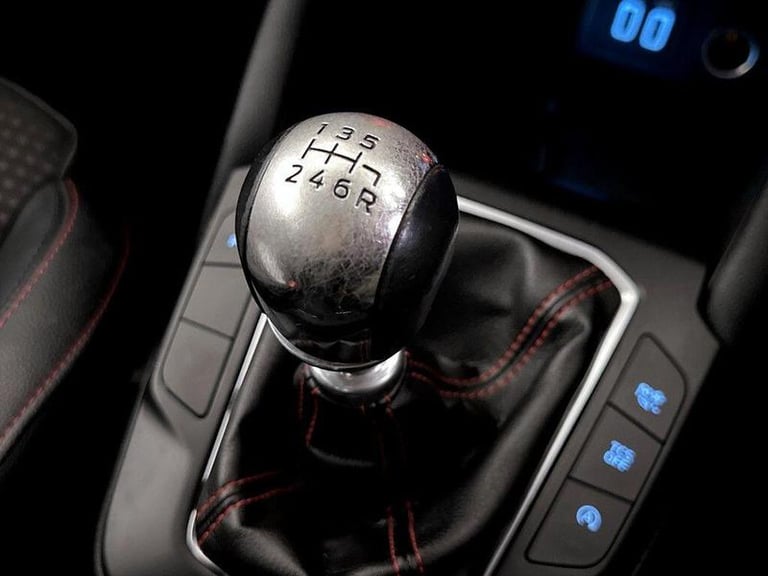 2021 Ford Focus 1.0T EcoBoost MHEV ST-Line X Edition Euro 6 (s/s) 5dr Manual Hatchback Petrol Manual